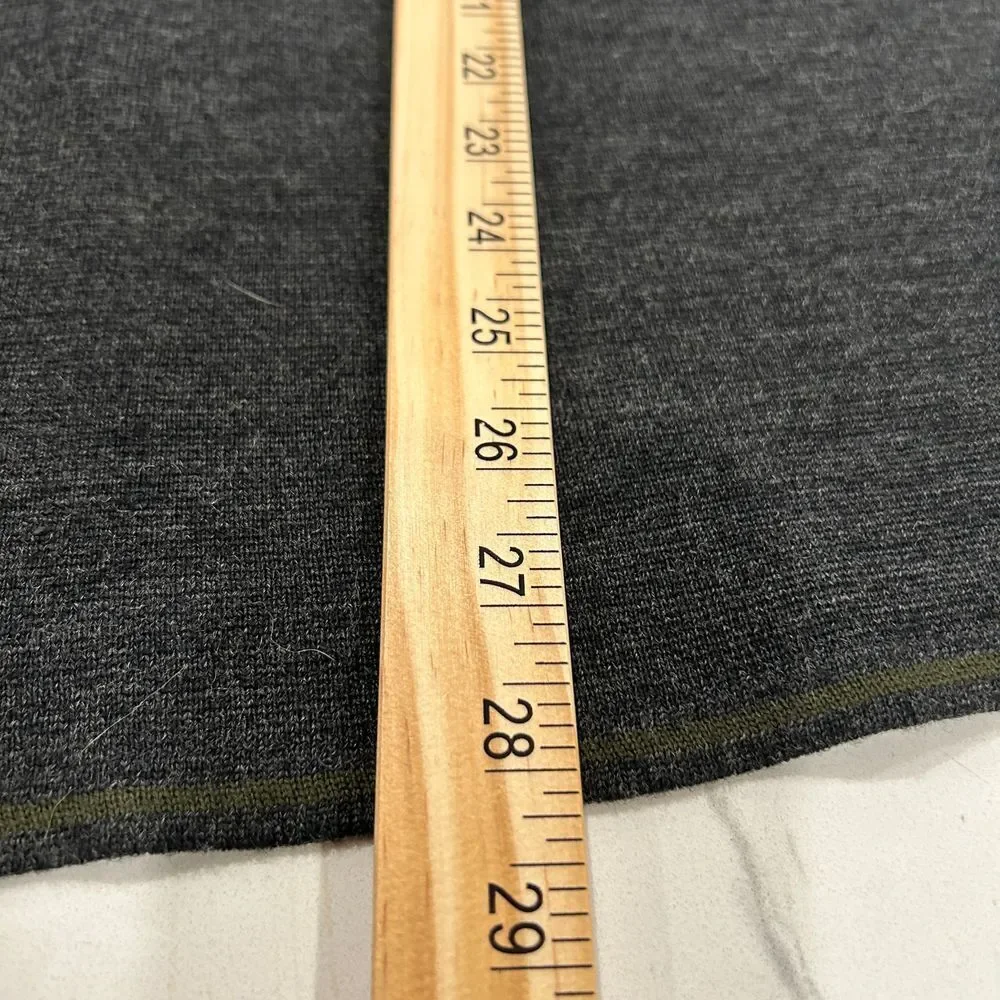 Vintage Banana Republic Men's XL 100% Wool V-Neck‎ Sweater Classic Charcoal Gray - Picture 5 of 6